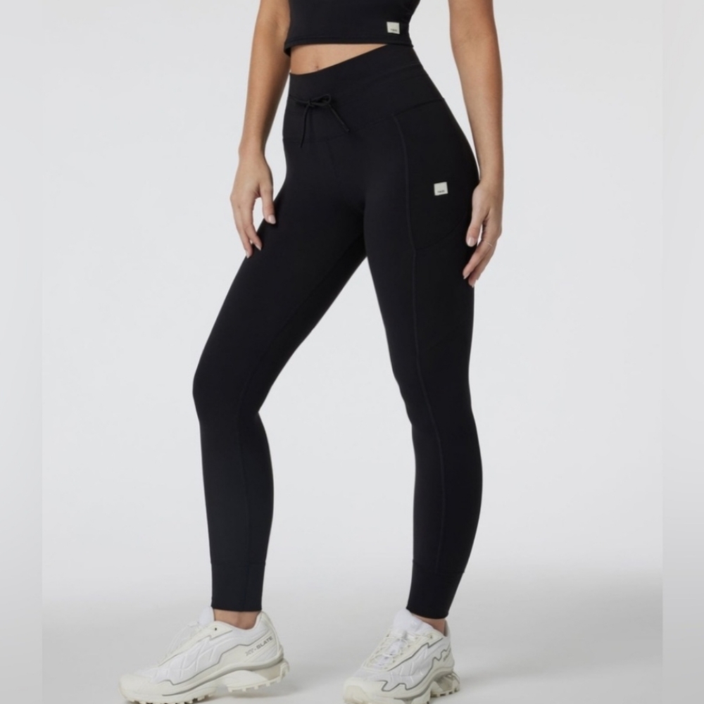 Vuori Daily Pocket Leggings, Black, Medium
